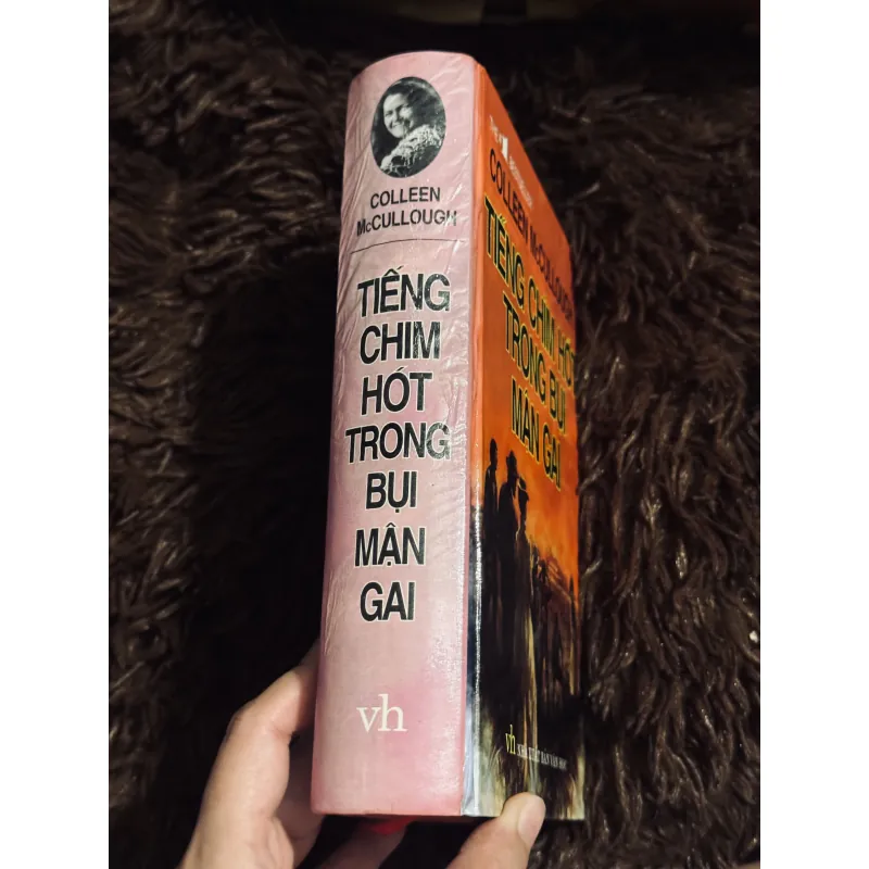 Tiếng chim hót trong bụi mận gai 997909