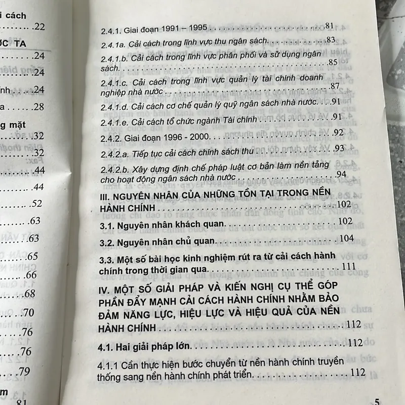 [luật - chính trị] Khoa học pháp lý - năng lực, hiệu lực, hiệu quả quản lý nhà nước 563192