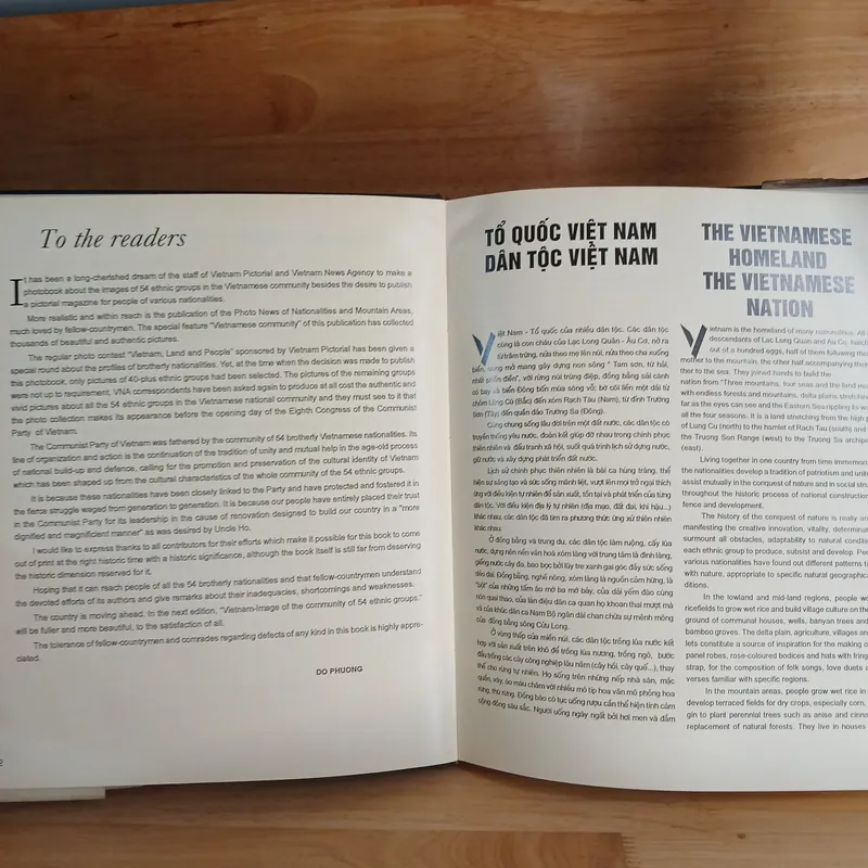 Việt Nam Hình Ảnh Cộng Đồng 54 Dân Tộc (Xb 1996) 728113