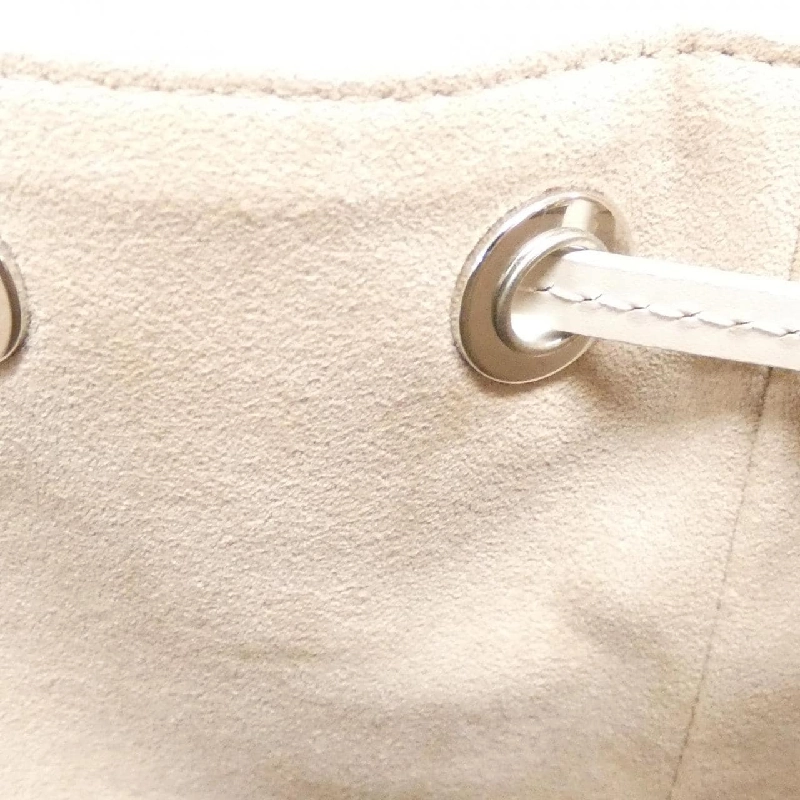 Túi Louis Vuitton Epi Noe BB M12848 616782