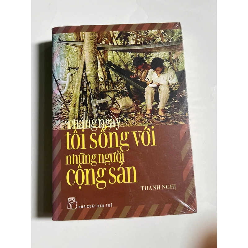 Tháng ngày tôi sống với những người cộng sản  448616