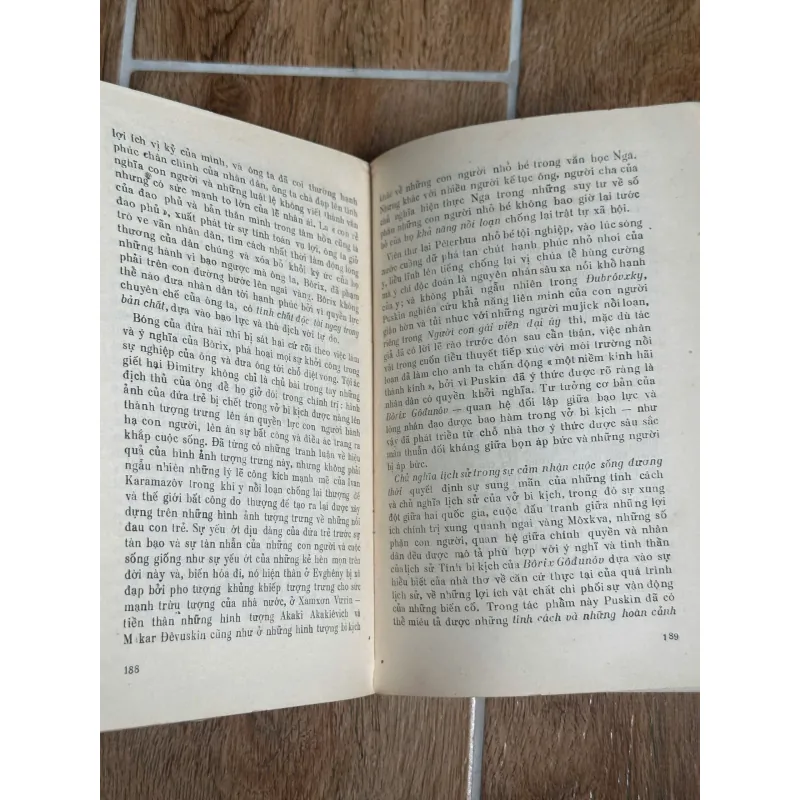 Số Phận Lịch Sử Của Chủ Nghĩa Hiện Thực - Bôrix Xuskov 731620