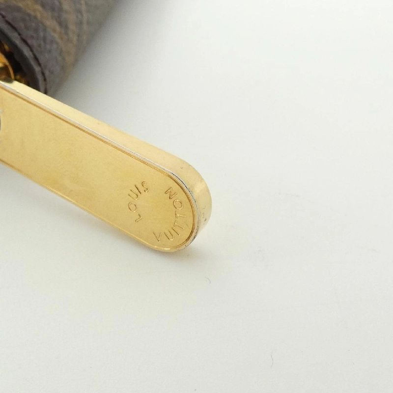 Ví Zippy Monogram Louis Vuitton M41894 622402