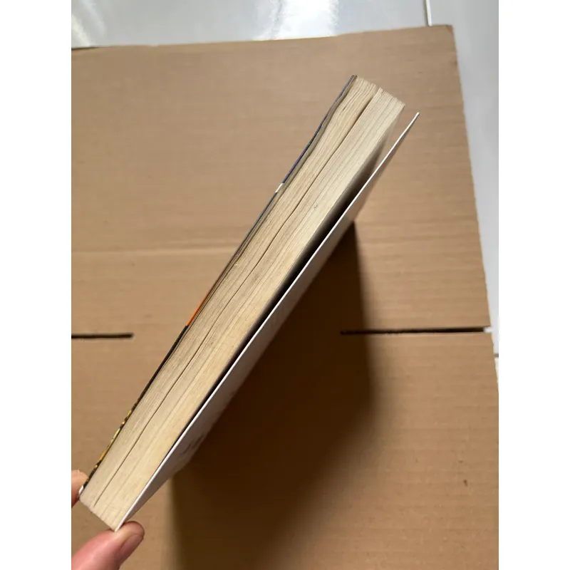 Sống thực tế giữa đời thực dụng 957066