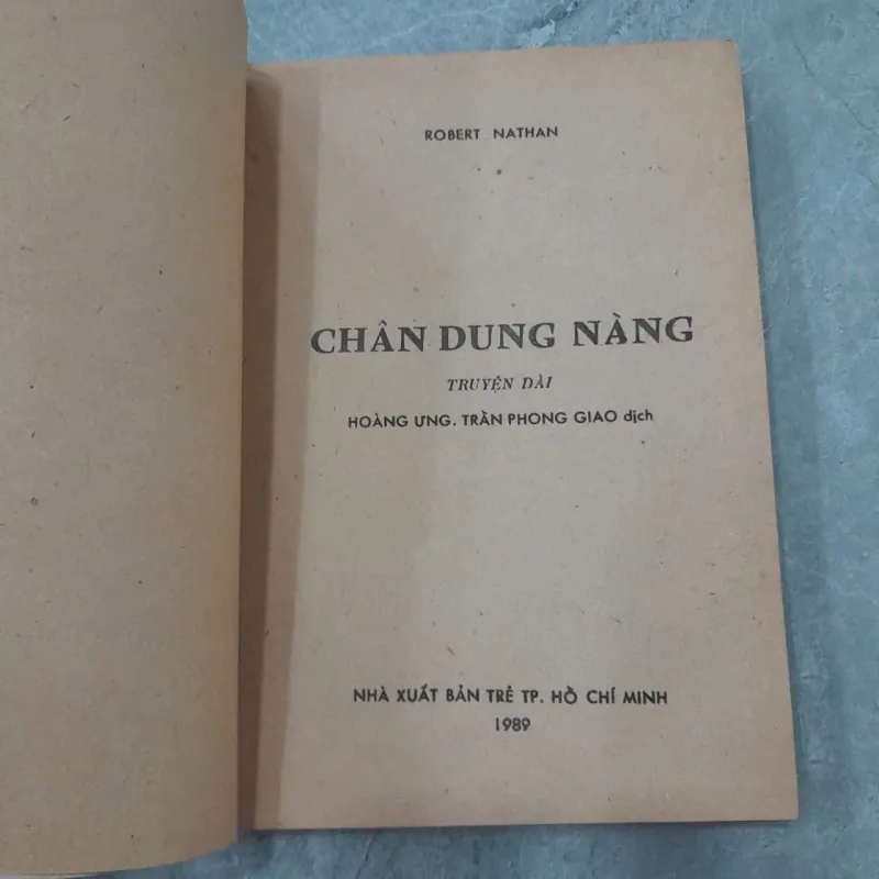 CHÂN DUNG NÀNG - R.NATHAN 787822