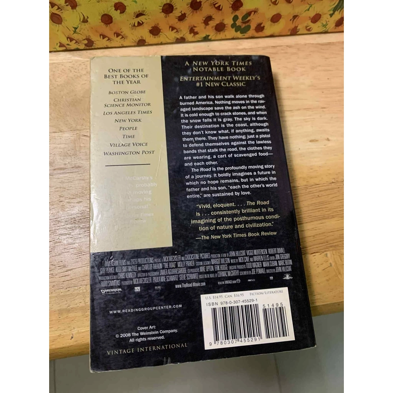 The Road - Cormac McCarthy 537867