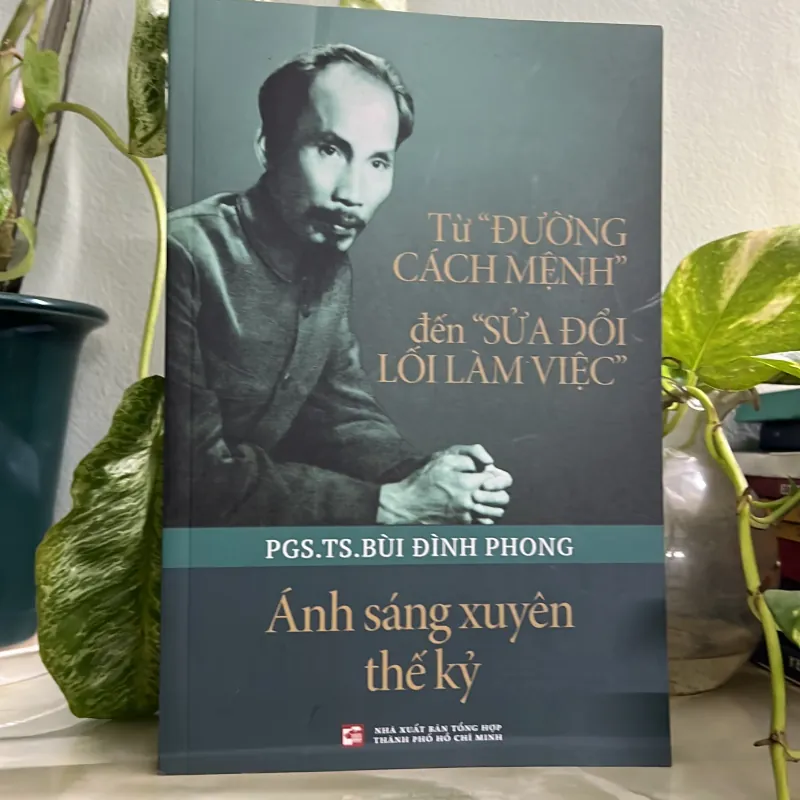 Từ đường cách mệnh dến sửa đổi lối làm việc 745824