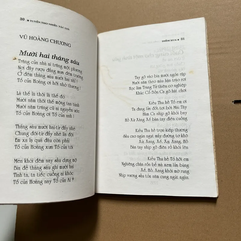 210 bài thơ tình hay 703451