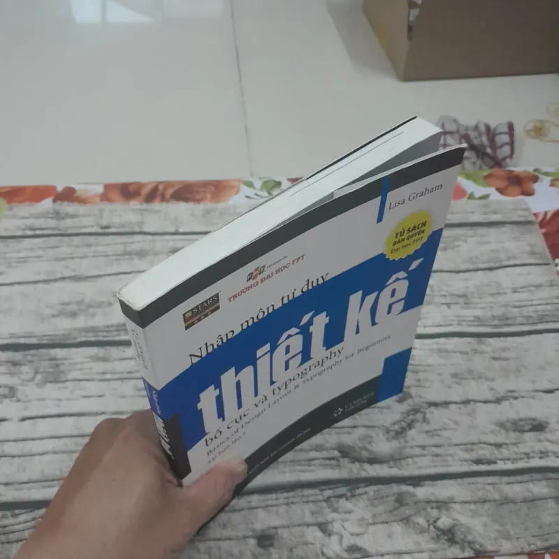 Nhập môn tư duy Thiết kế. Tái bản lần 1. Lisa Graham 591174