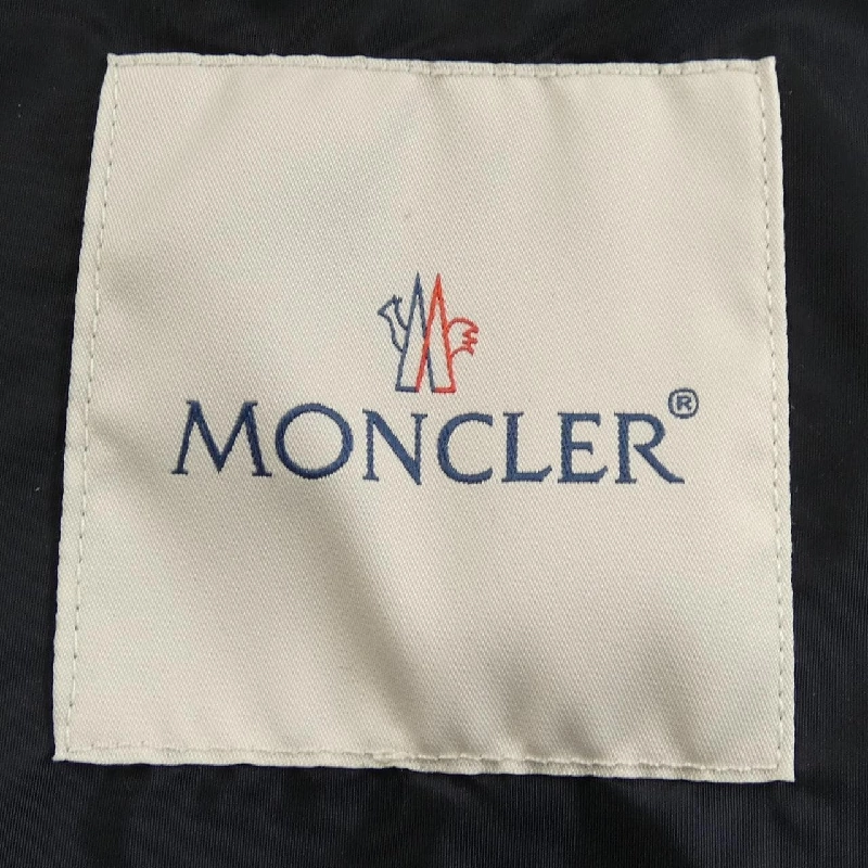 Áo khoác MONCLER WETE - Hàng hiệu Chính hãng 822230