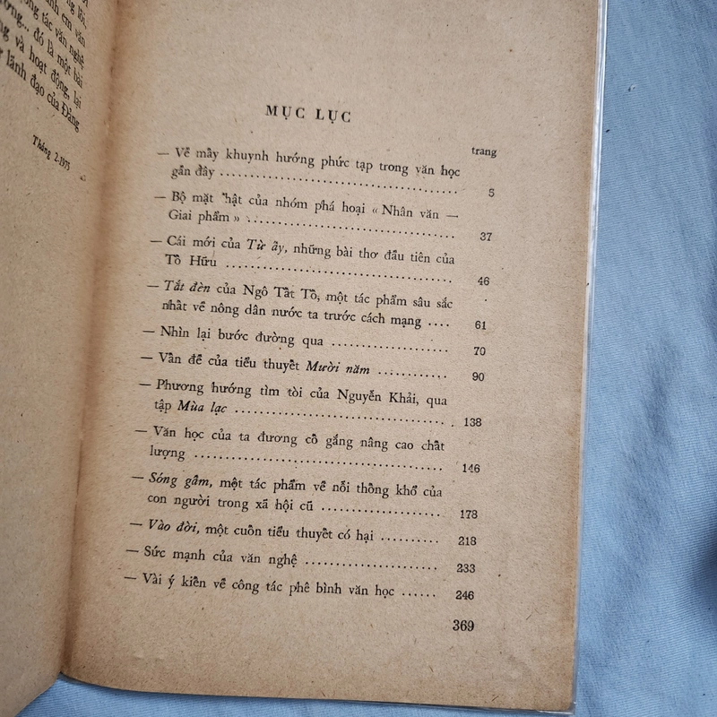 Bình luận văn học | Như Phong | 1977 478344