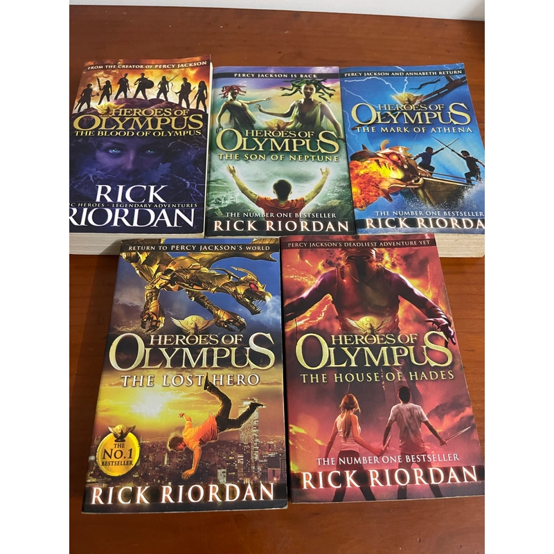 Bộ 5 cuốn Heroes of olympus Rick Riordan 539770