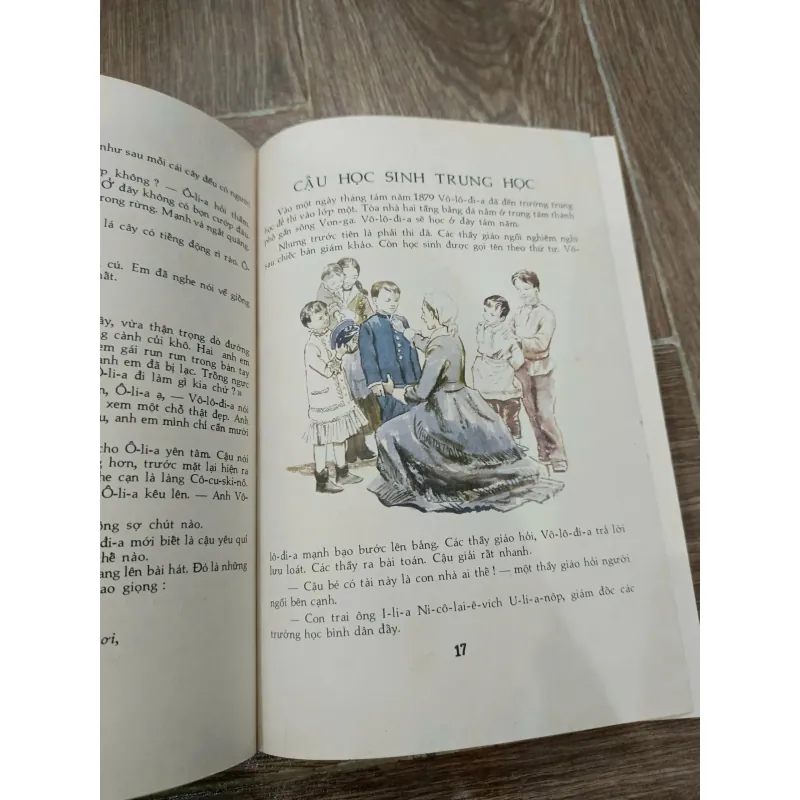 Cuộc Đời Của Lê-nin 995249