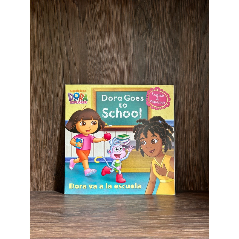 Sách song ngữ DORA GOES TO SCHOOL 224779