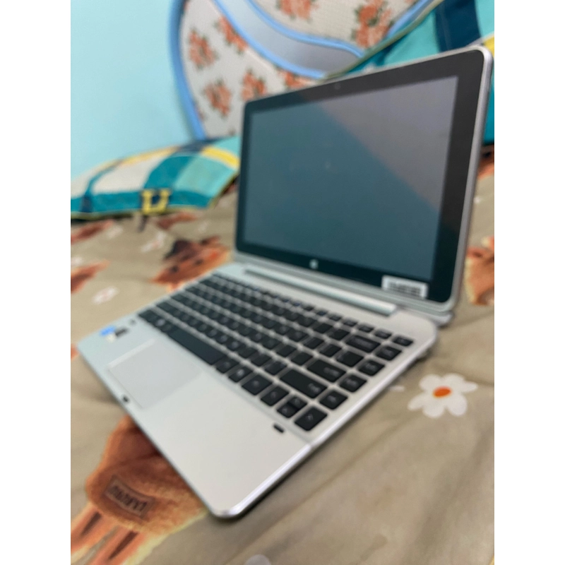 Selling my laptop  523372