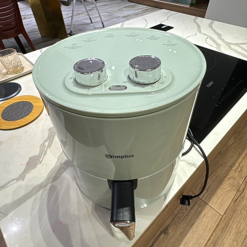 Nồi chiên Simplus 4L 186899