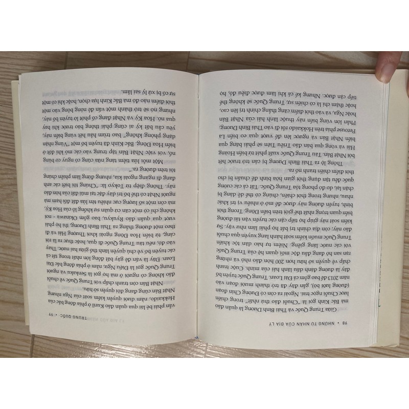 SÁCH NHỮNG TÙ NHÂN CỦA ĐỊA LÝ - MỚI 164397