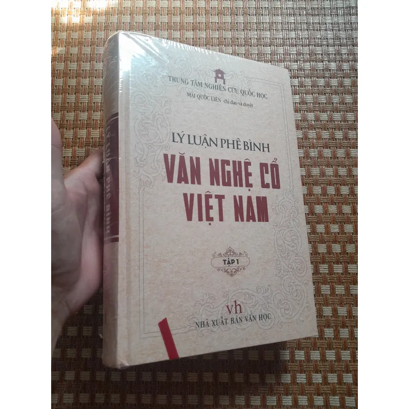 LÝ LUẬN PHÊ BÌNH VĂN NGHỆ CỔ VIỆT NAM 752471