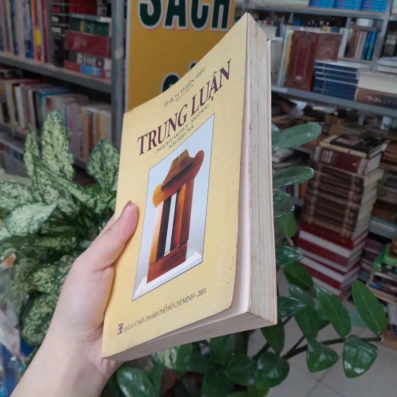TRUNG LUẬN - THÍCH THIỆN SIÊU DỊCH 1021719