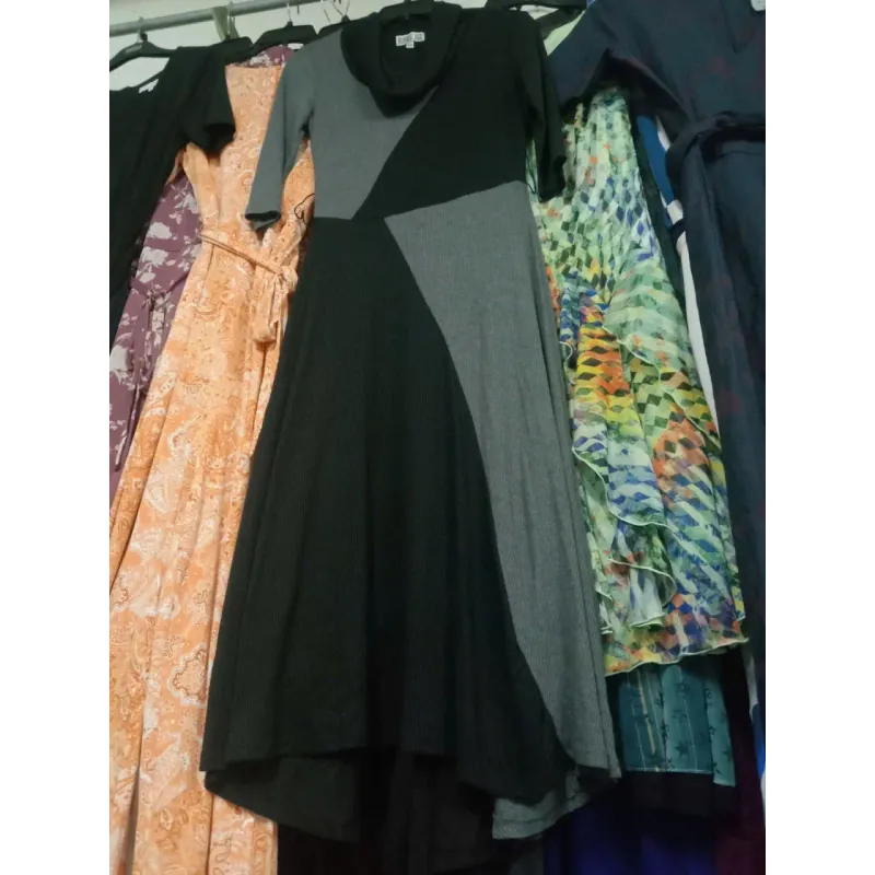 Đầm len size S 561012