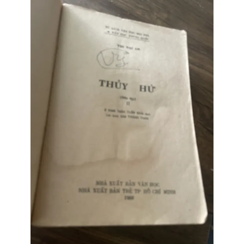 Thủy hử - Á Nam Trần Tuấn Khải dịch, 1989, khoảng 2000 trang  687589