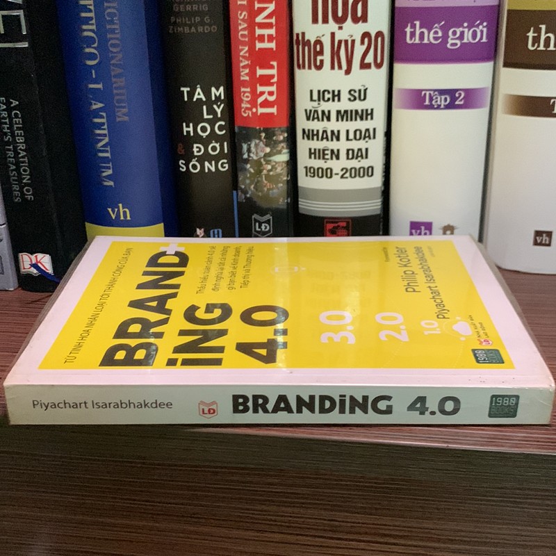 Sách kinh tế:Branding 4.0 (mới 95%) 149888