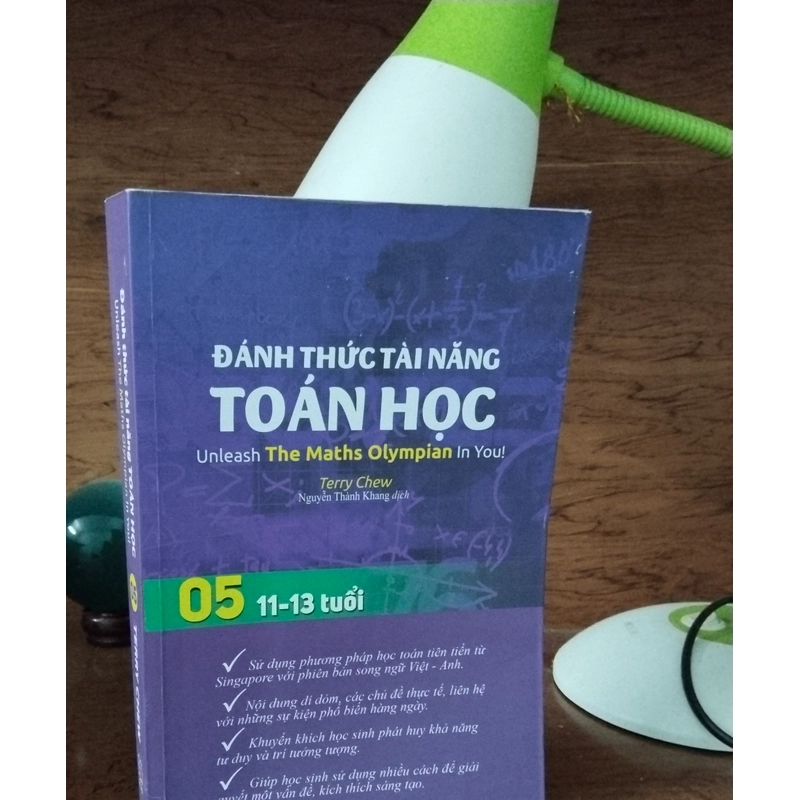 Đánh thức tài năng toán học (11-13 tuổi) bản song ngữ - Tác giả: Terry Chew - còn mới 99% 276190