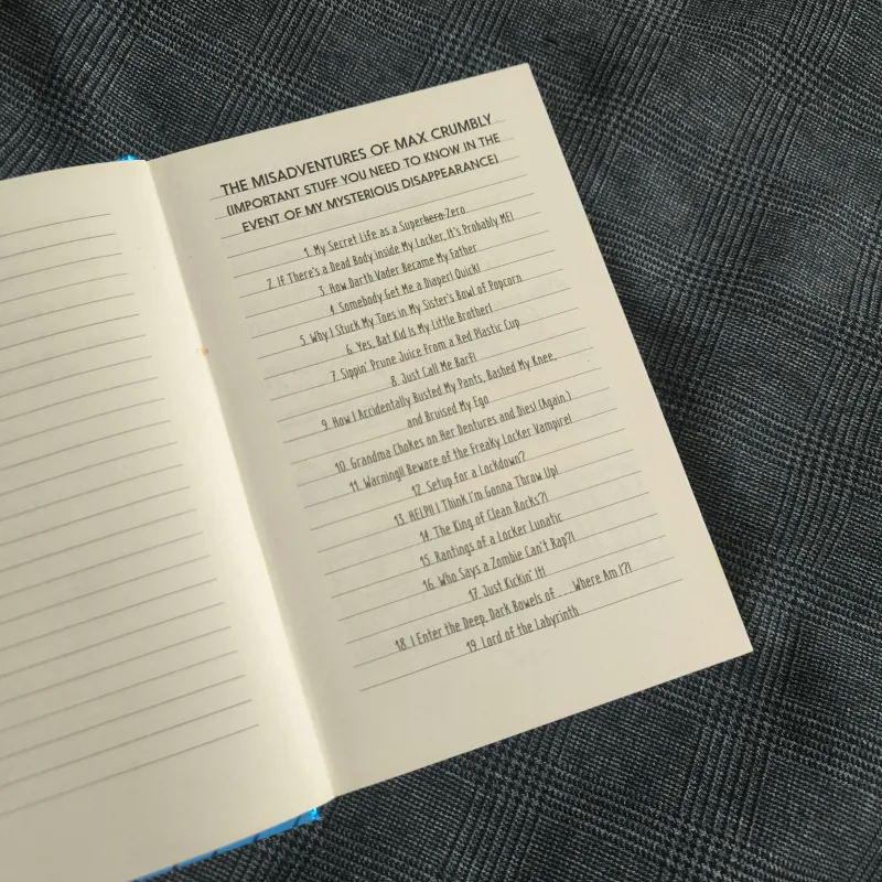 The Misadventures of Max Crumbly - Book 1: Locker Hero - Rachel Renee Russell 777873