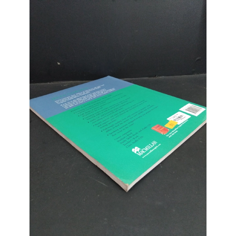 Ielts Graduation student skills (kèm CD) mới 90% bẩn bìa, ố nhẹ, tróc bìa nhẹ HCM2811 Martineau, Short HỌC NGOẠI NGỮ 917896