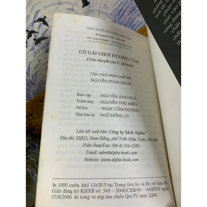 Cô Gái Chơi Dương Cầm - Elfriede Jelinek 926357