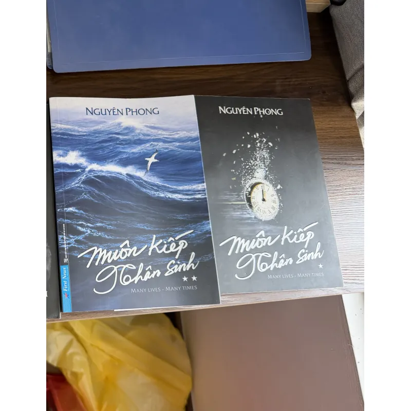 Sách Muôn kiếp nhân sinh 2phần, còn mới 1000362