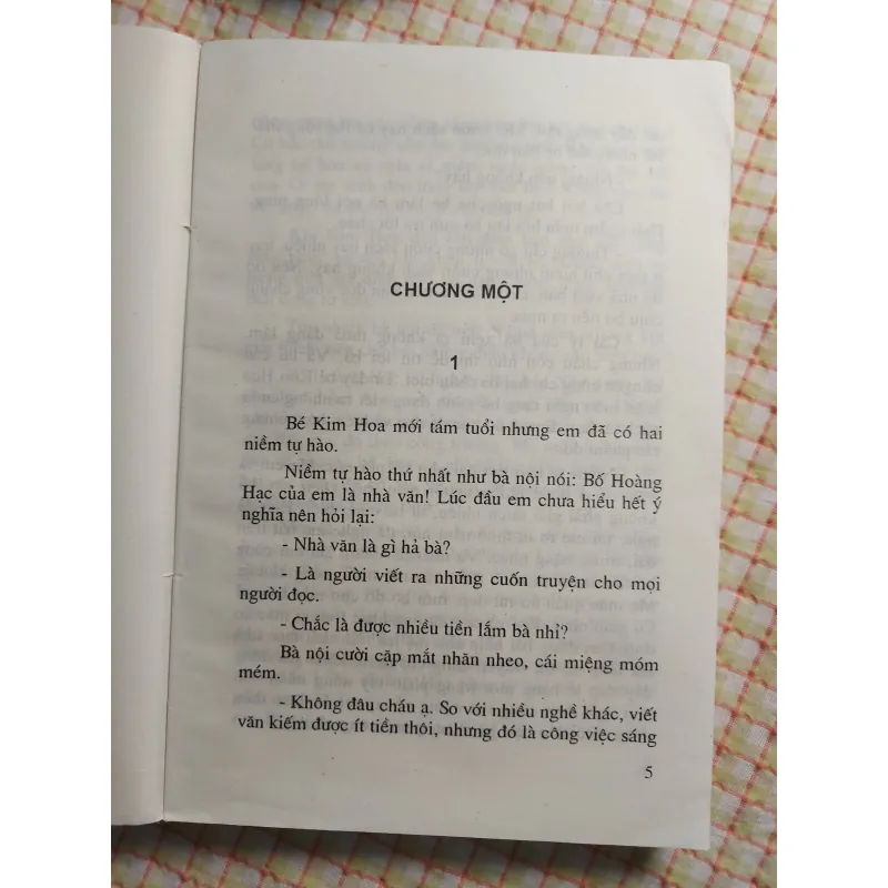 CÔ GÁI IM LẶNG - Triệu Huấn 782584