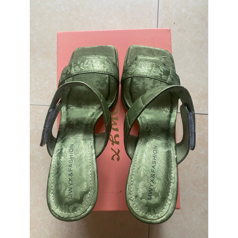 Giày Sandal cao gót 524950