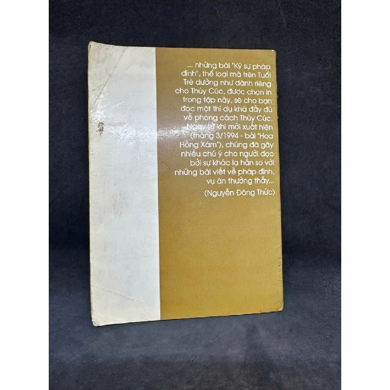 [Phiên Chợ Sách Cũ] Ký Sự Pháp Đình - Thủy Cúc H0606, 1996 SBM 919502