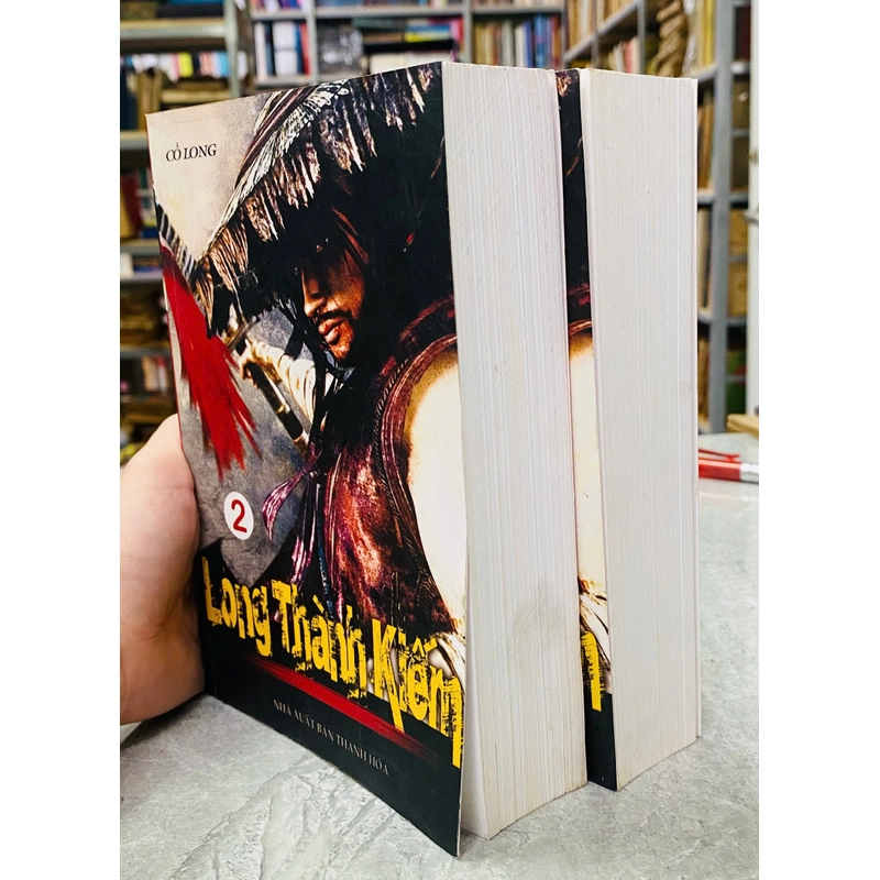 LONG THÀNH KIẾM - CỔ LONG 532677