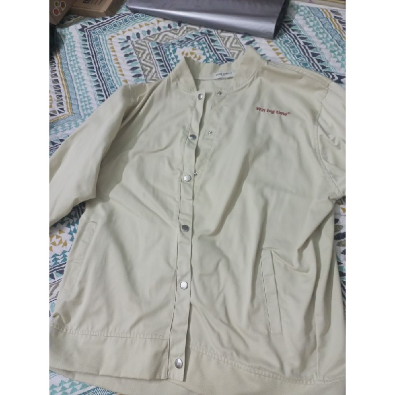 Áo khoác nam màu be size XL 23560