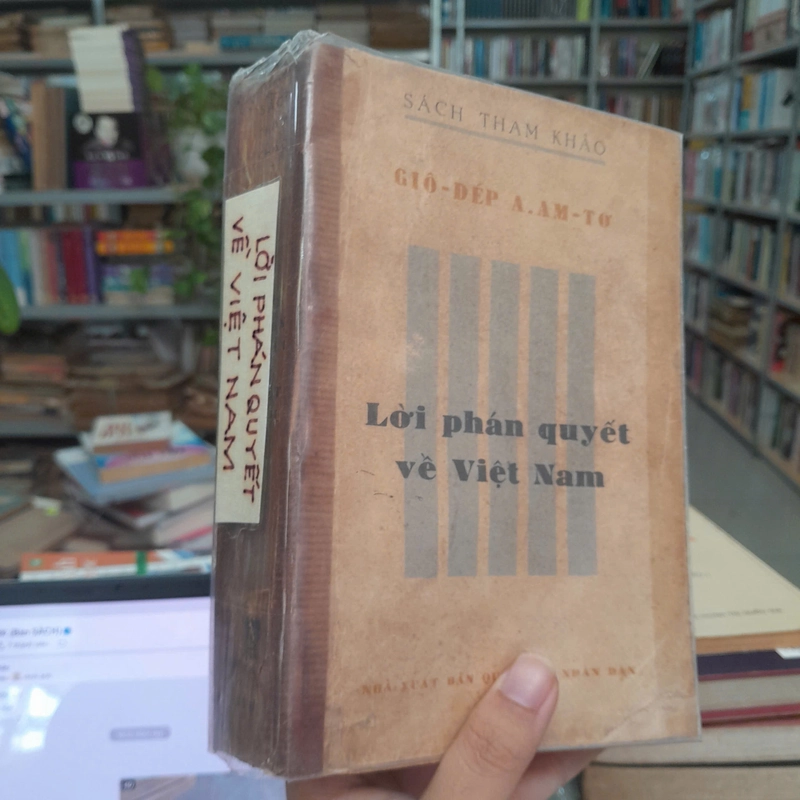 LỜI PHÁN QUYẾT VỀ VIỆT NAM 433786