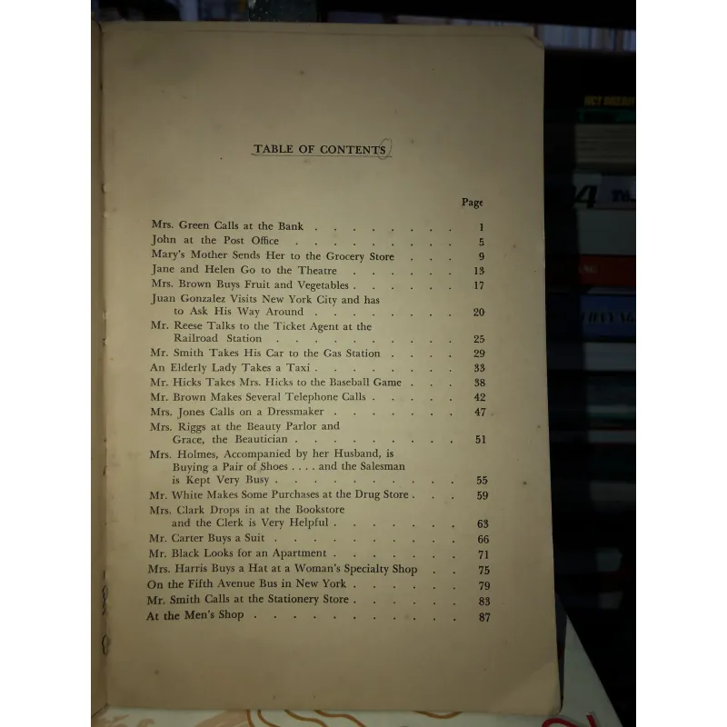 Everyday dialogues in English for the foreign born 799932