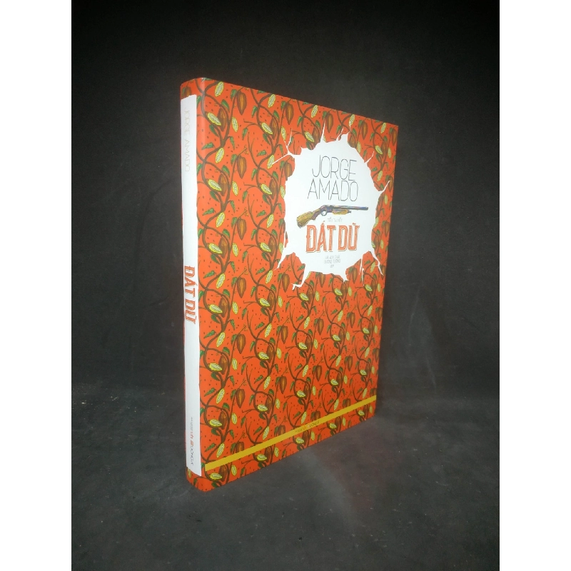 Đất dữ mới 90% HCM2203 Rebooks.vn 942628