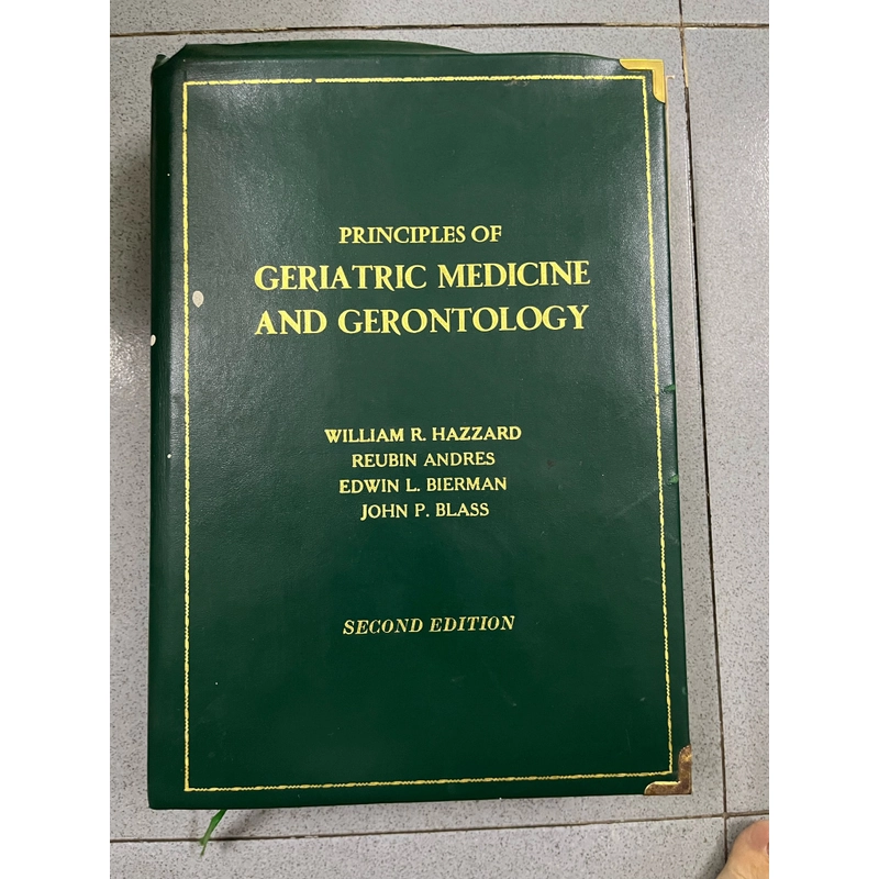 Sách Principles of Geriatric Medicine and Gerontology 315406