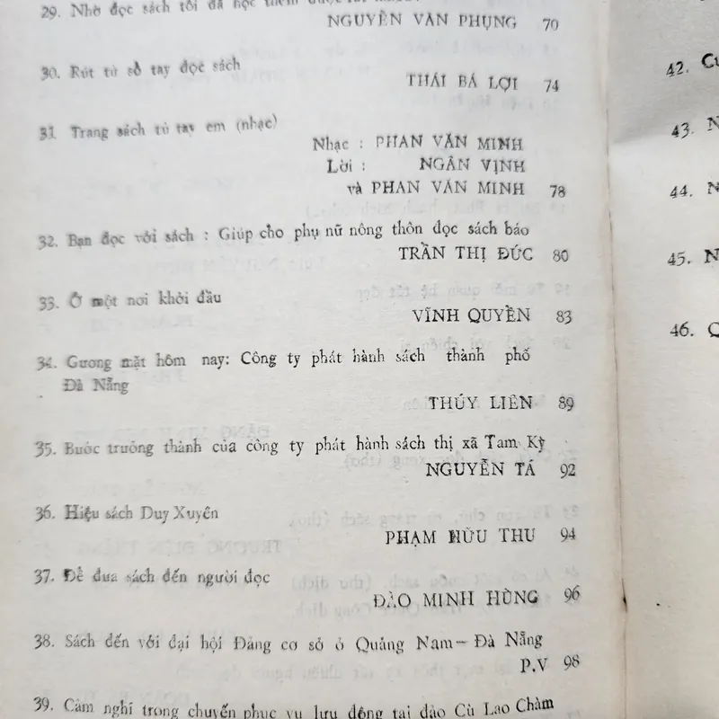 Từ những trang sách  548057