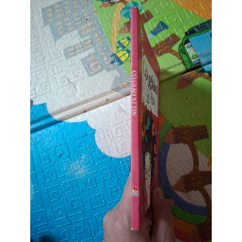 Cô giáo xì-tin 966558