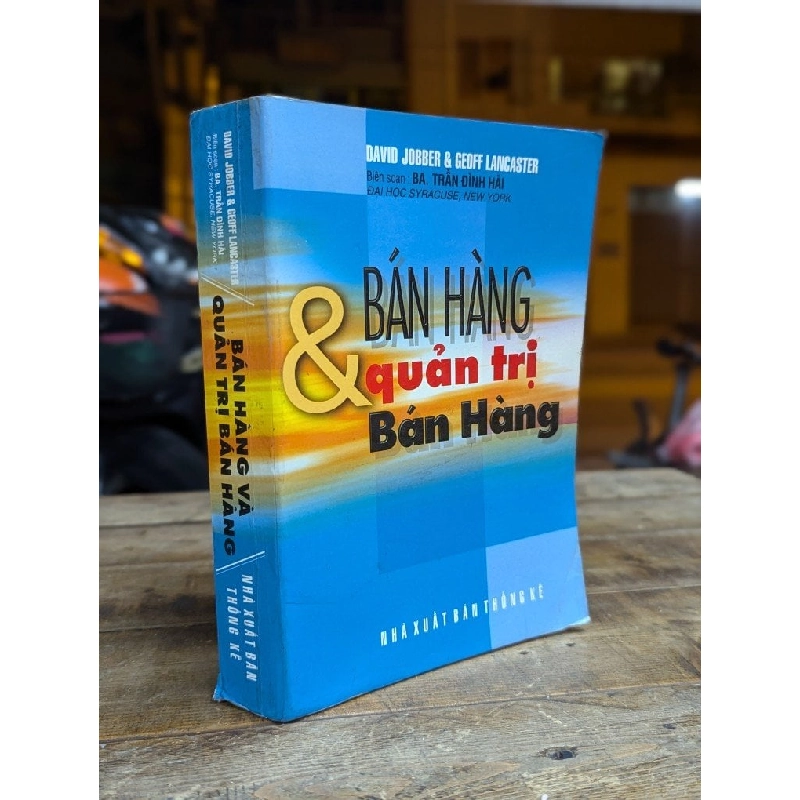 Bán hàng và quản lý bán hàng - David Jobber & Geoff Lancaster 298055