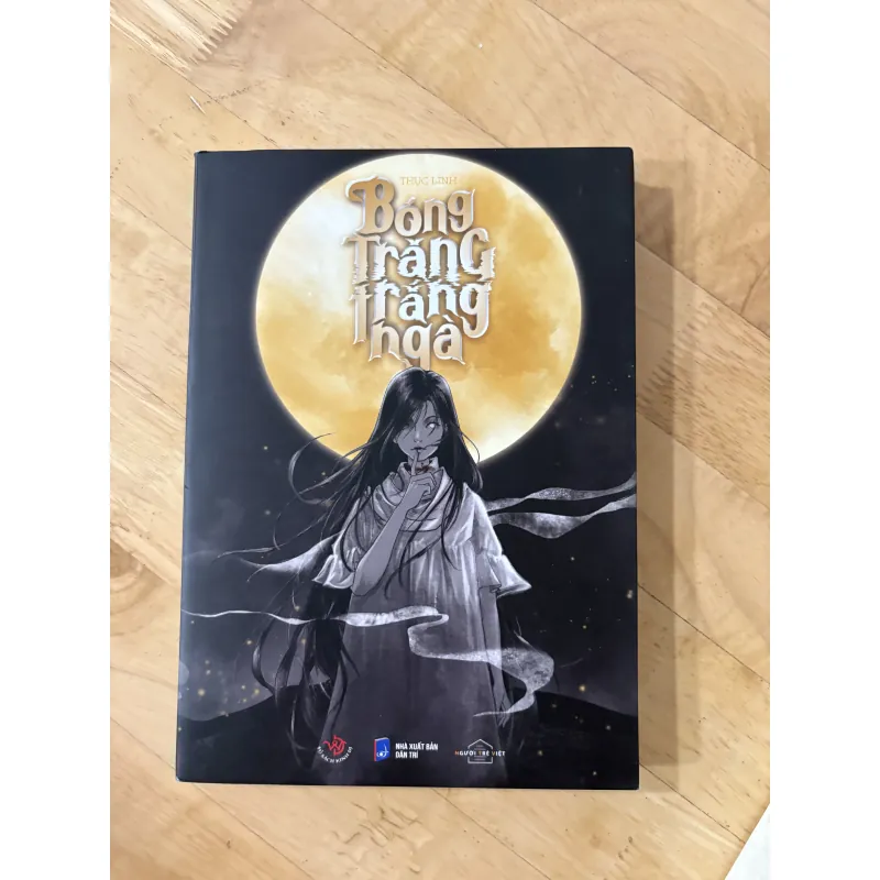 Bóng trăng trắng ngà. Mới tinh 958746