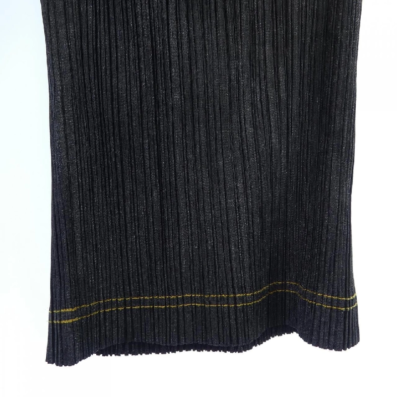 Pleats Please PLEATS PLEASE PP75-JF022 Quần 646151