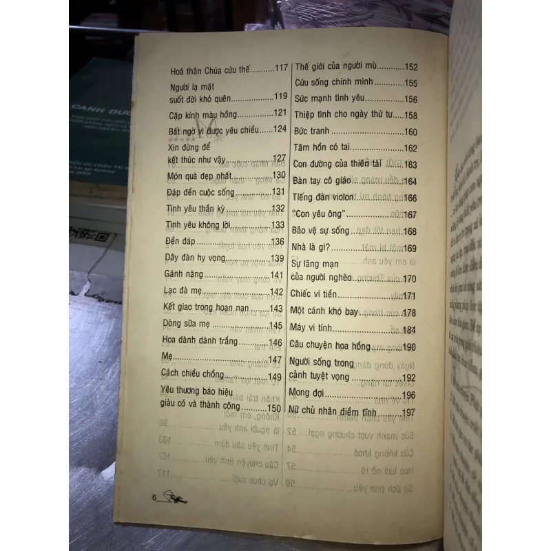 100 câu chuyện về tình cảm - Quách Thành 783524