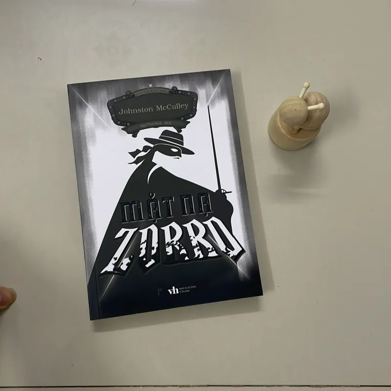 [SÁCH] MẶT NẠ ZORRO (MỚI 99%) - JOHNSTON McCuLLEY 792356