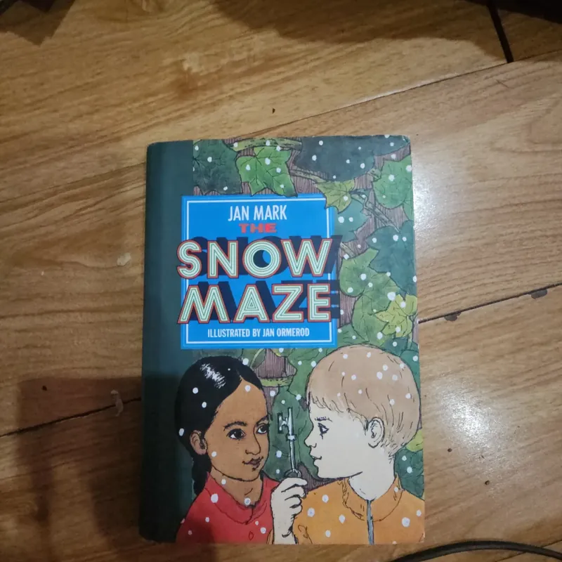 Jan Mark The Snow Maze Giá 30k  602636