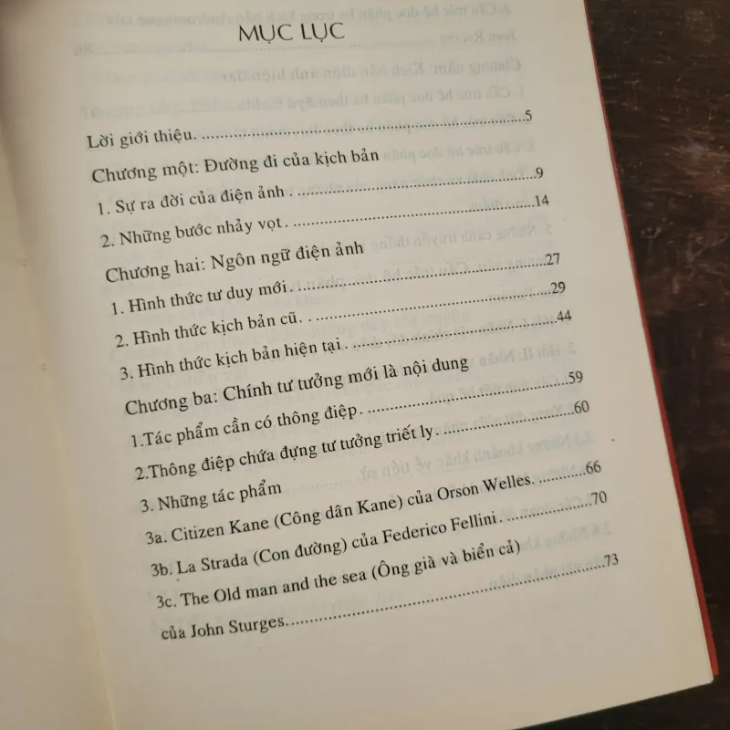 Viết kịch bản điện ảnh và truyền hình - Sâm Thương 937301