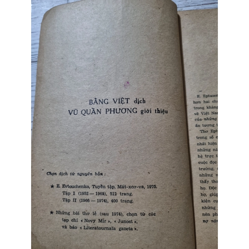 Thơ Lọ Lem | tác giả  Evgueni Evtushenko | Bằng Việt dịch | Vũ Quần Phương giới thiệu 326098